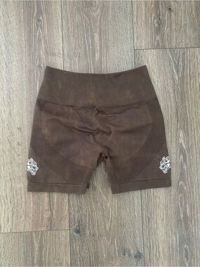Darc Sport Brown Scrunch shorts